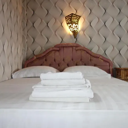 The Endless Summer Guesthouse